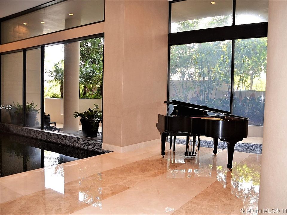 1st image of 19667 Turnberry Way APT 14F