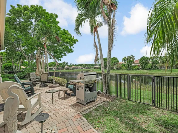 1885 Via Bellezza, Wellington, FL 33411