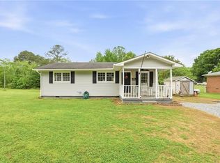 54 Stephens Rd SE, Silver Creek, GA 30173