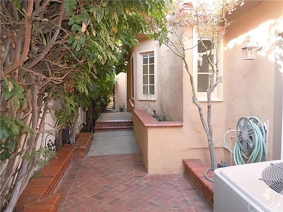 2nd image of 5613 La Paz St