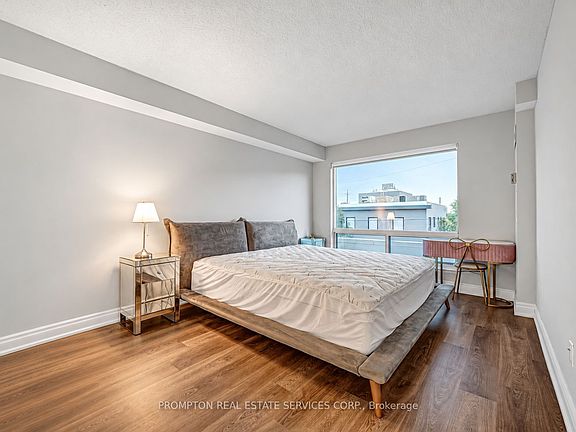 5th image of 1 Hycrest Ave #210