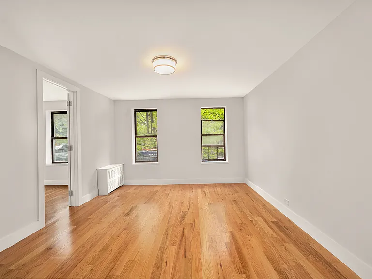 3265 Bainbridge Ave #B12 — Photo 3
