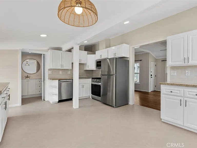 31726 Virginia Way — Photo 15