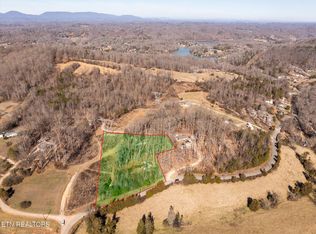 1212 Mehaffey Rd, Knoxville, TN 37931