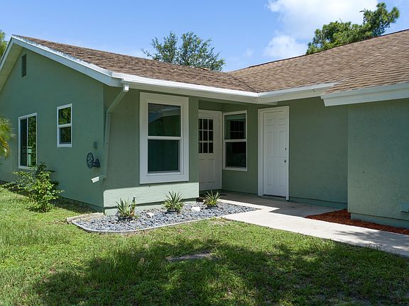 5th image of 1632 SE Kestwick Court
