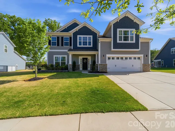 12616 Dunloe Wood Dr, Huntersville, NC 28078