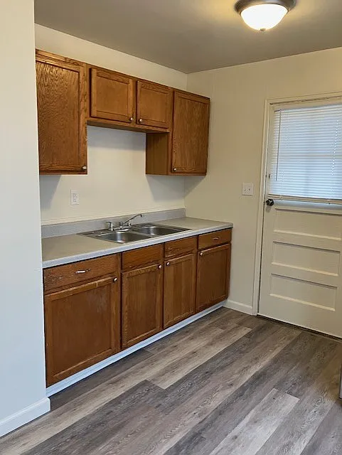 2 bed, 676 sqft, $975 — Photo 4