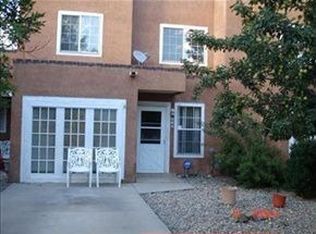 312 Calle De Las Familias NW, Los Lunas, NM 87031