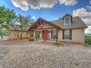 2012 Crown View Dr, Kerrville, TX 78028