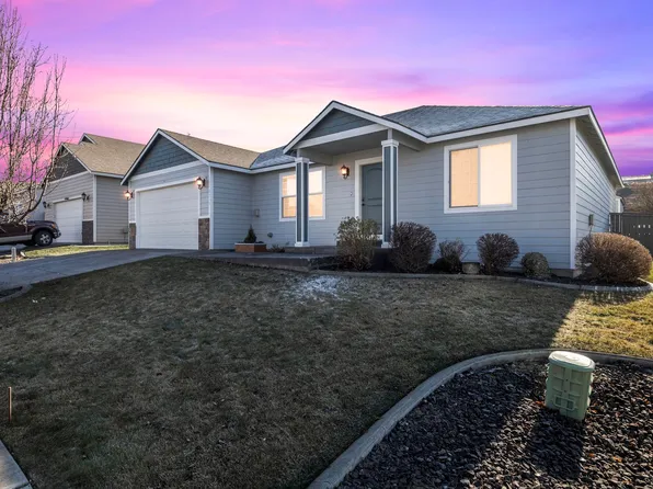 5717 W 23rd Ave, Kennewick, WA 99338
