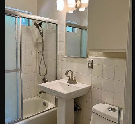 3rd image of 311 Mesa Dr APT 14