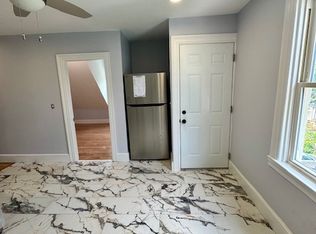 93 Chapin Ave FLOOR 3, Providence, RI 02909