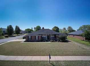 111 Clover Ridge Dr, Madison, AL 35758