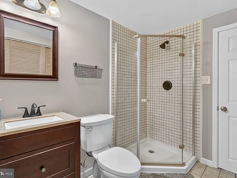 7331 Rolling Oak Ln — Photo 26