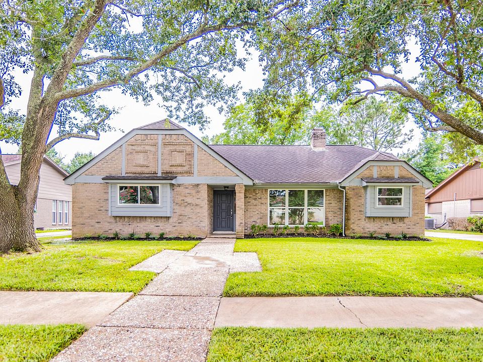 1st image of 3803 Plum Hollow Dr
