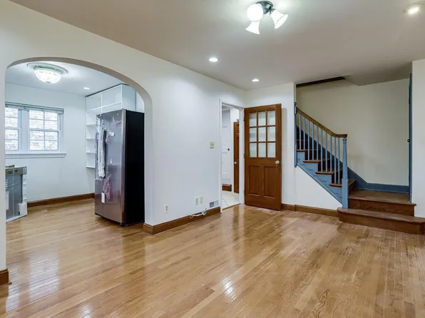1001 23rd St S #1, Arlington, VA 22202