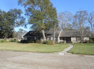 1990 Chevy Chase Ln, Beaumont, TX 77706