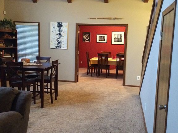 Looking into formal dining 