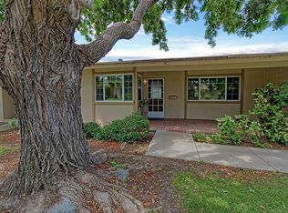 215 E Fiesta Grn, Port Hueneme, CA 93041