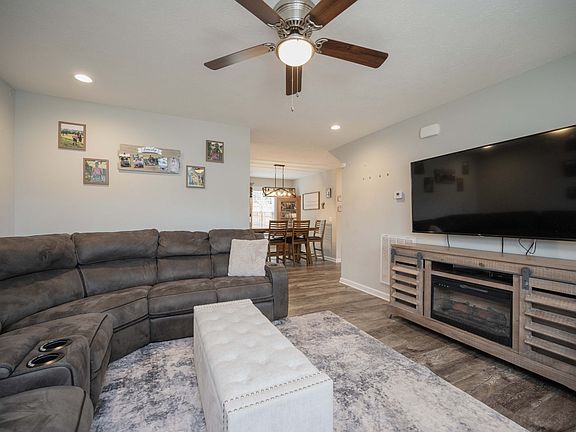 4th image of 111 Matthews Dr