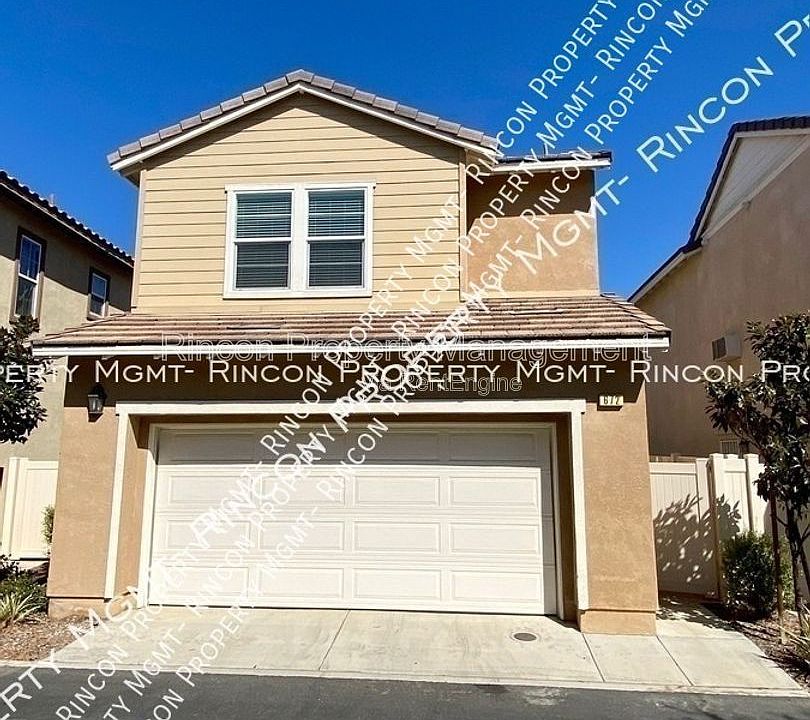 1st image of 672 Nile River Dr