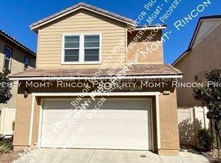 672 Nile River Dr, Oxnard, CA 93036