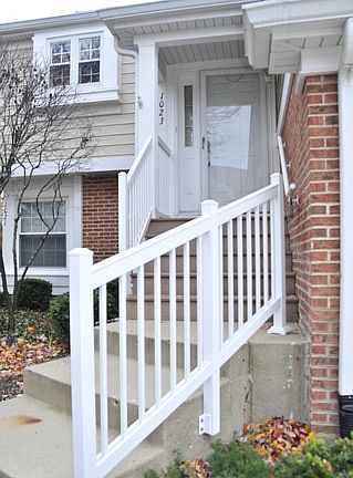 2nd image of 1023 Brentwood Cir #105