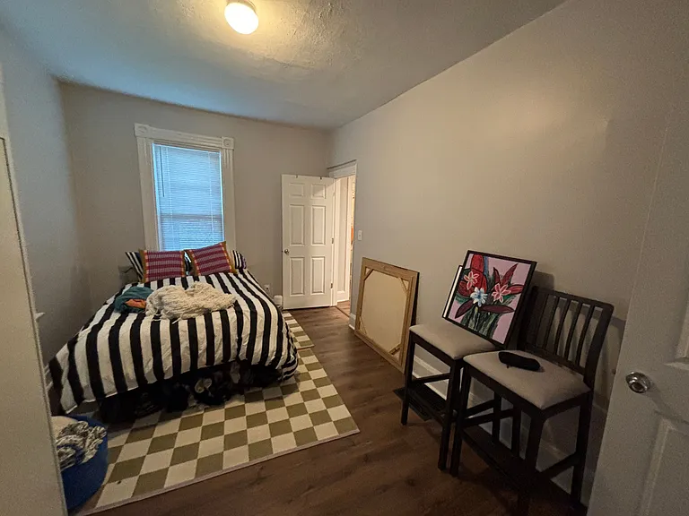 2411 Norwood Ave #1 — Photo 6