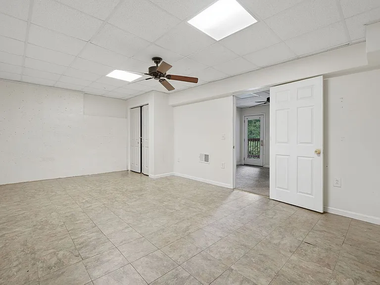 166 Cove Hl — Photo 30