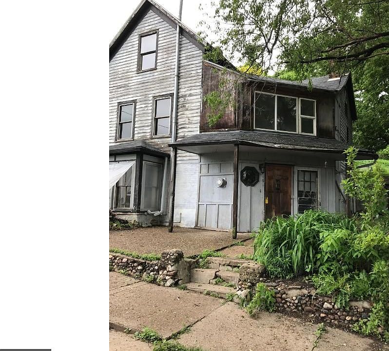 2nd image of 316 3rd St W
