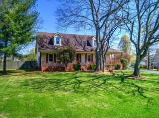1127 Weaver Farm Ln, Spring Hill, TN 37174
