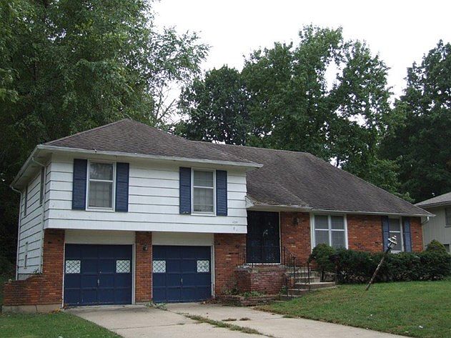 1st image of 6219 E 108th St