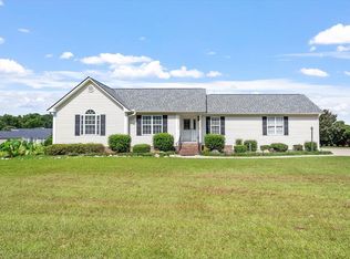 1352 Smith Rd, Smithfield, NC 27577