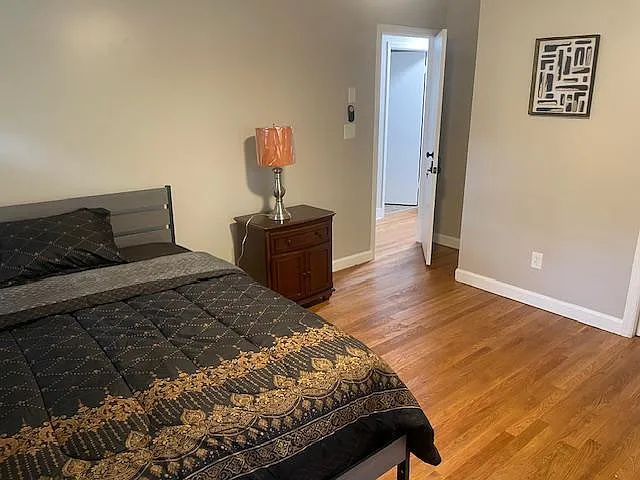 4 bed, 3.5 bath, 1400 sqft, $953 — Photo 2