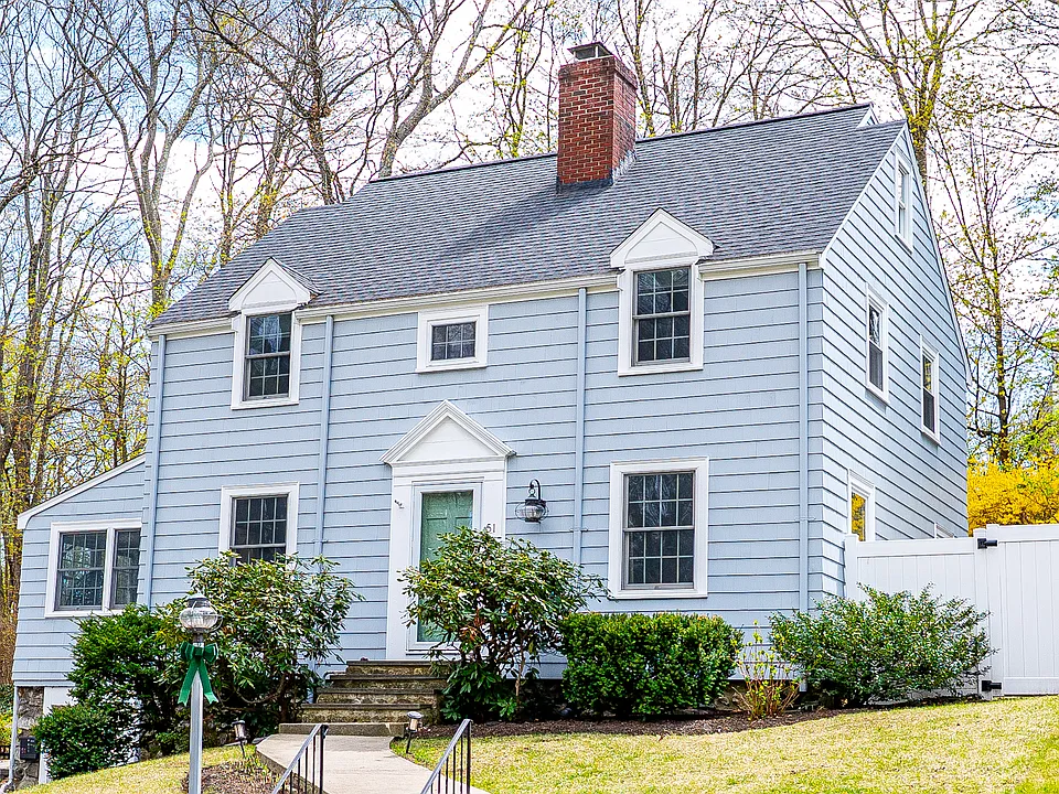 51 Lynn Fells Pkwy