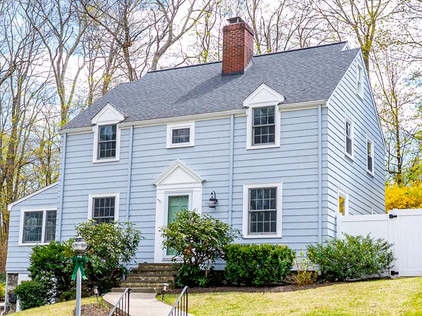 51 Lynn Fells Pkwy, Melrose, MA 02176