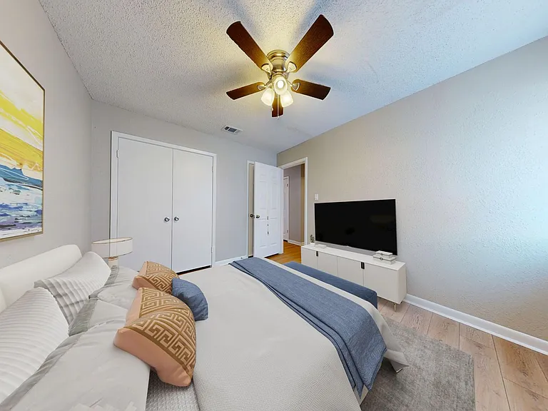 Gulf View Apartments — Photo 49