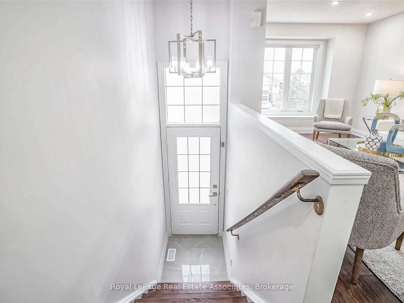 3 bed, $2,950 — Photo 3