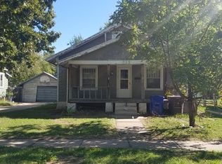 715 N Ash St, Wichita, KS 67214