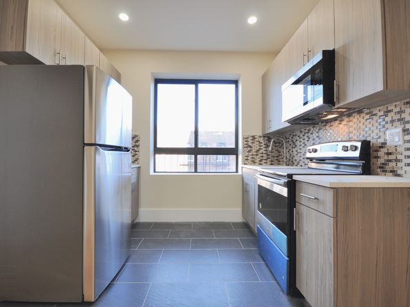 999 Clarkson Ave #2L