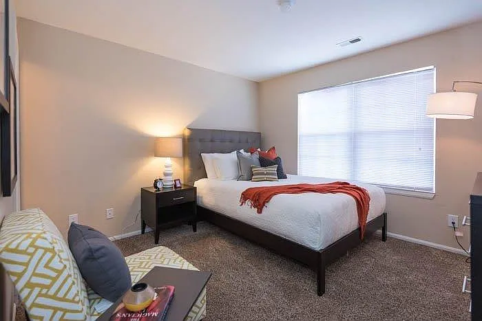 Reflection Cove Apartment Homes — Photo 7