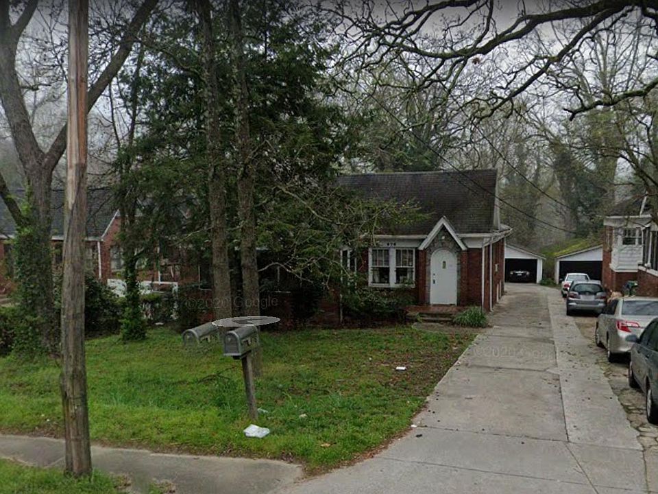 2nd image of 876 Moreland Ave SE