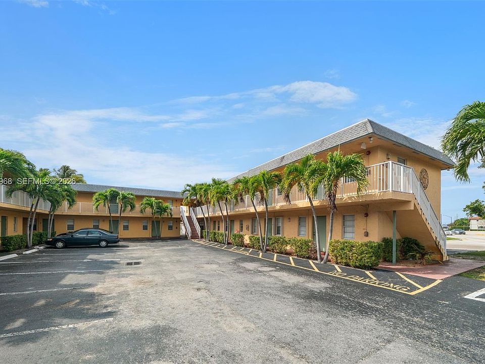 1st image of 4081 N Dixie Hwy APT 27