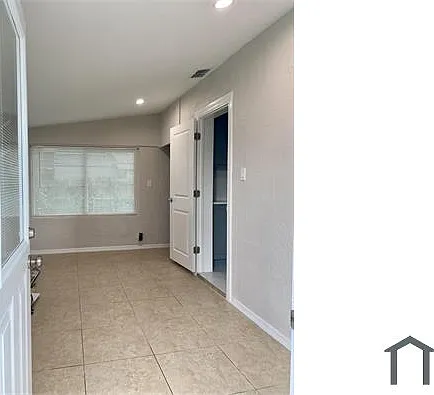 1313 W Patterson St — Photo 18