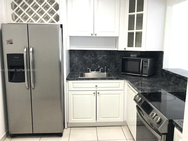 500 Three Islands Blvd #M16 — Photo 1