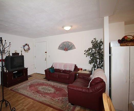 4th image of 700 Governors Dr APT 16
