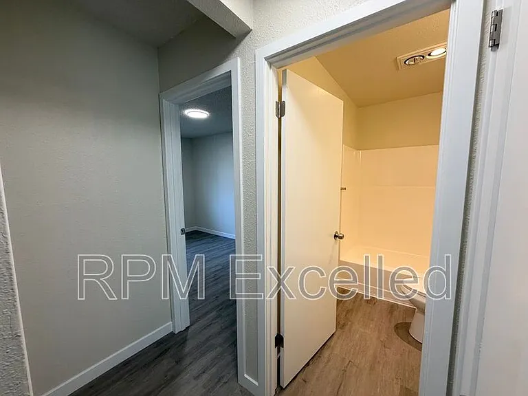 16006 34th Ave S #1 — Photo 7