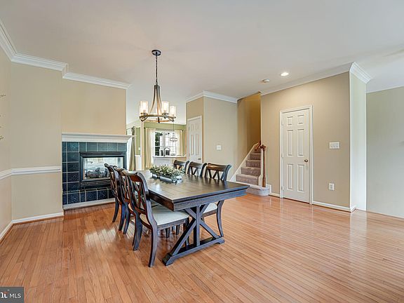 5th image of 43115 Northlake Overlook Ter