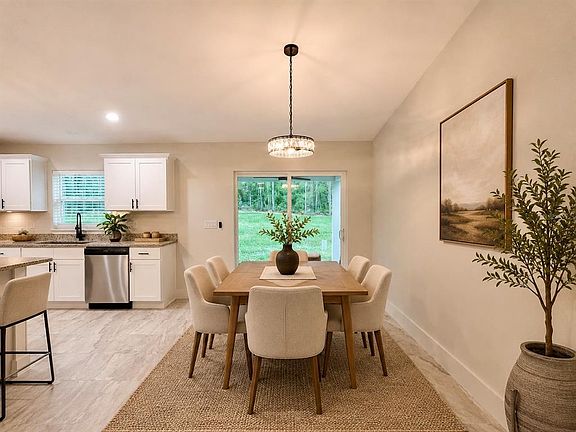 5th image of 22575 SW ANCHOR BOULEVARD