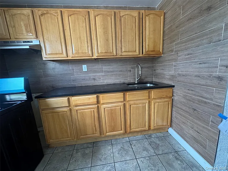 10124 Jamaica Ave — Photo 8